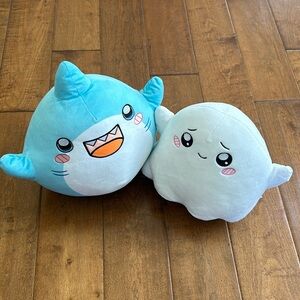 Lanky Box Thicc Shark and Ghosty